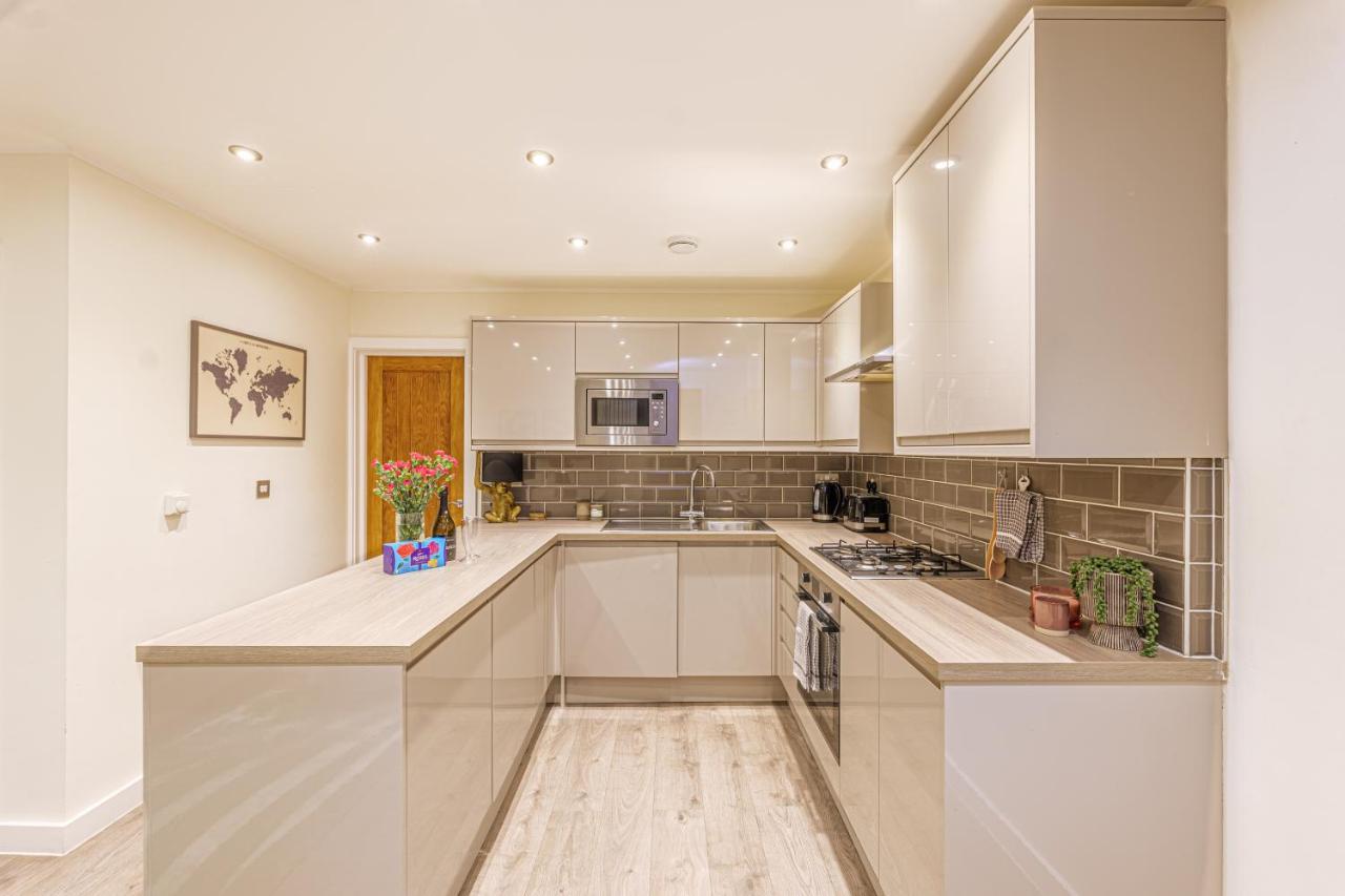 Stunning Family Apartments - Bromley Extérieur photo